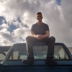 Meet your Posher, Max